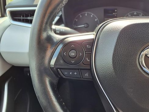 Used 2023 Toyota Corolla SE image 9