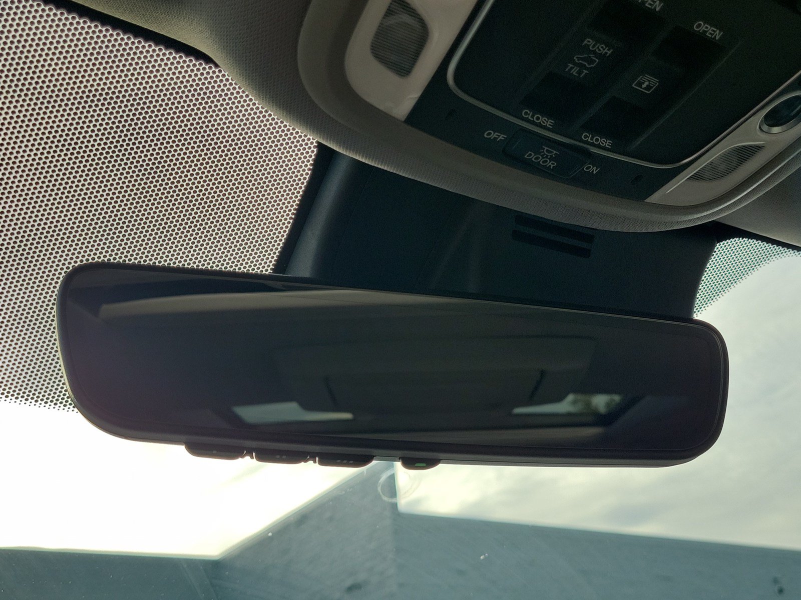 Used 2019 Honda Pilot Elite image 25