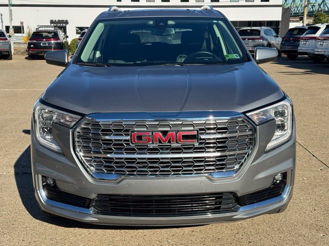 Used 2024 GMC Terrain Denali AWD/4WD image 8