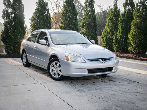 Used 2005 Honda Accord EX-L image 2