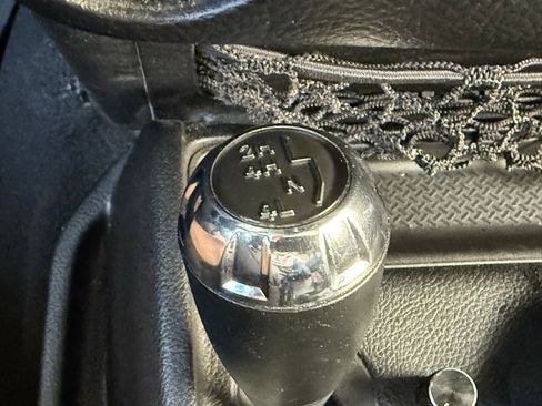 Used 2013 Jeep Wrangler Unlimited Sport image 13