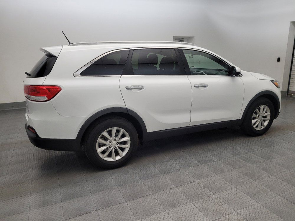 Used 2016 Kia Sorento FWD image 10