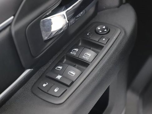 Used 2021 RAM 1500 Classic Warlock w/ Electronics Group image 18