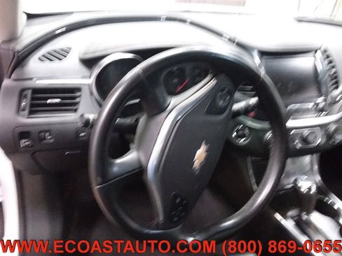 Used 2019 Chevrolet Impala LT image 11