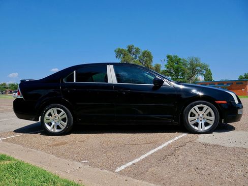 Used 2008 Ford Fusion SEL image 4