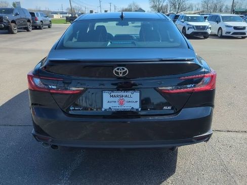 Used 2025 Toyota Camry LE image 8