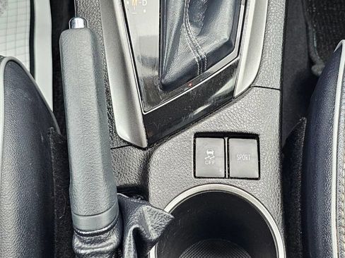 Used 2015 Toyota Corolla S FWD image 29