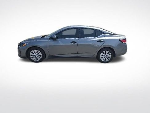 Used 2024 Nissan Sentra S FWD image 8
