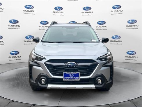 New 2025 Subaru Outback Limited image 2