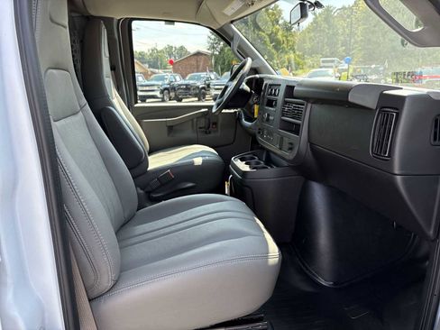 New 2025 Chevrolet Express 2500 w/ Driver Convenience Package RWD image 23