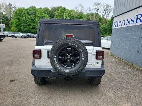 Used 2021 Jeep Wrangler Unlimited Sport AWD/4WD image 7