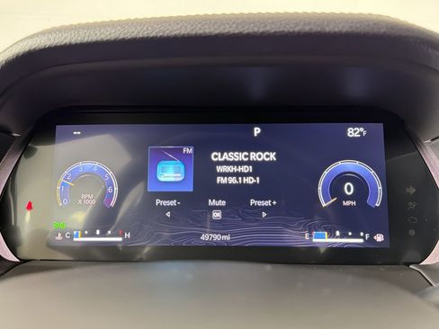 Used 2022 Jeep Grand Cherokee Limited image 16