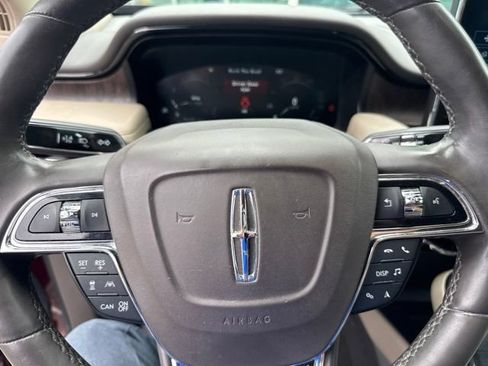 Used 2021 Lincoln Nautilus Reserve FWD image 11