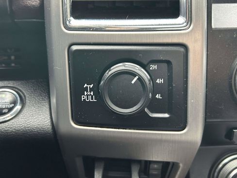 Used 2017 Ford F250 Platinum w/ Platinum Ultimate Package image 24