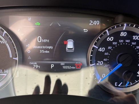 Used 2024 Toyota Highlander XLE image 46