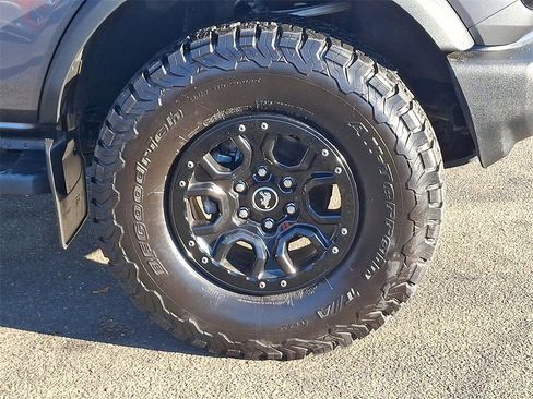 Certified 2022 Ford Bronco Wildtrak image 8