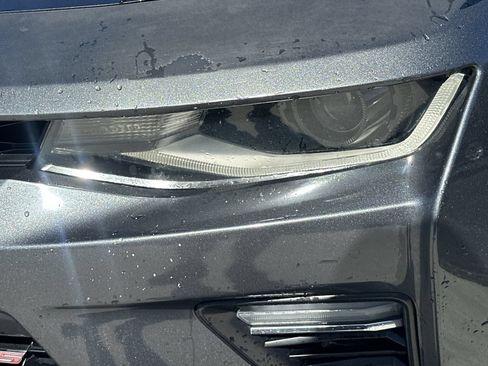 Used 2016 Chevrolet Camaro SS RWD image 11