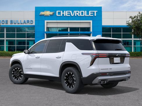 New 2026 Chevrolet Traverse Z71 w/ Driver Confidence Package AWD/4WD image 3