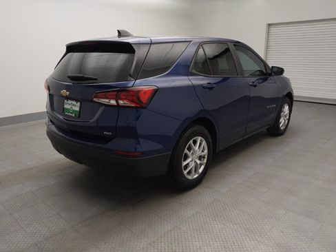 Used 2022 Chevrolet Equinox LS AWD/4WD image 9