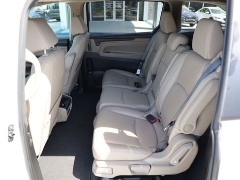 Used 2018 Honda Odyssey EX-L image 41