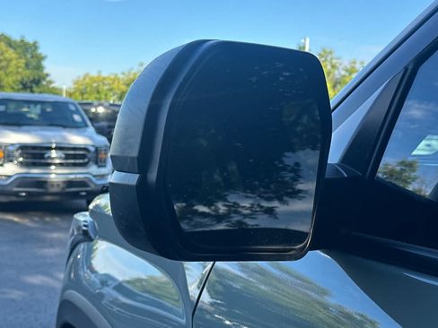 Used 2025 Toyota Tundra SR5 AWD/4WD image 8