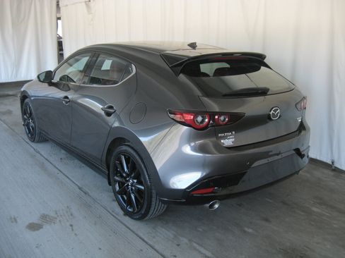 Used 2023 MAZDA MAZDA3 Hatchback w/Premium Plus Pkg image 26