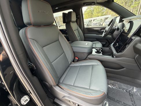 New 2026 GMC Yukon XL AT4 w/ AT4 Premium Plus Package image 19
