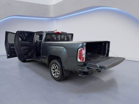 Used 2015 GMC Canyon SLE w/ All-Terrain Package image 10