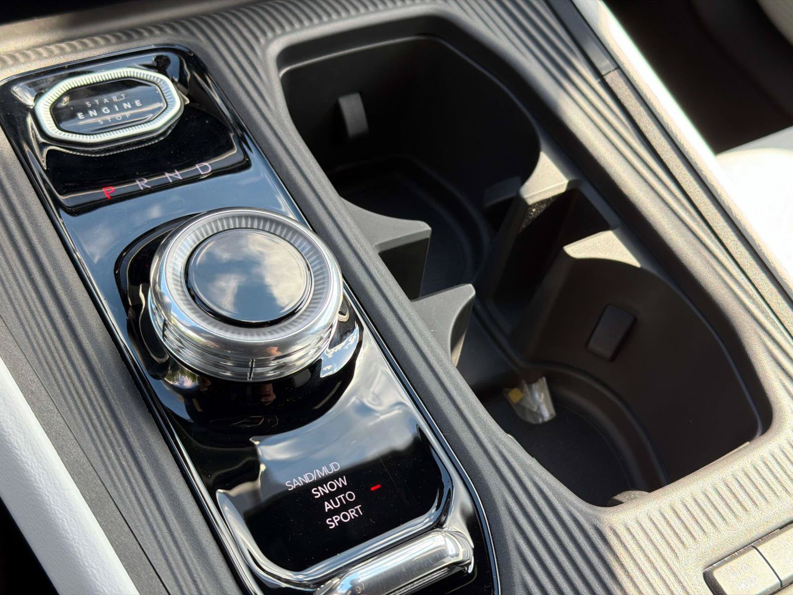 New 2026 Jeep Cherokee Laredo AWD/4WD image 14