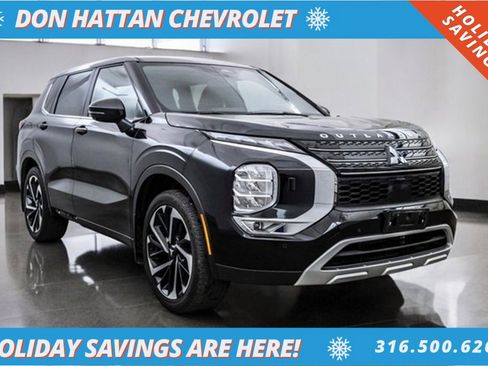 Used 2023 Mitsubishi Outlander SE image 39