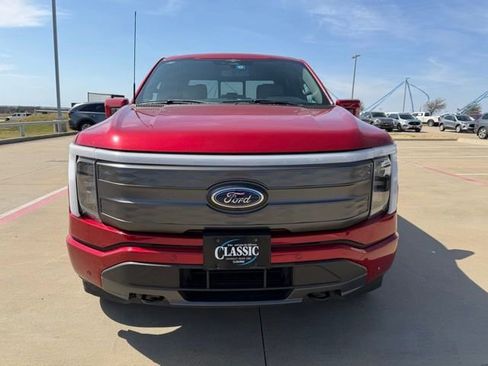Used 2023 Ford F150 Lightning Lariat image 17