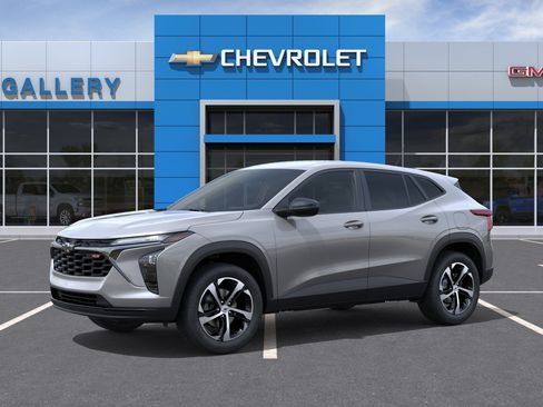 New 2026 Chevrolet Trax RS FWD image 2