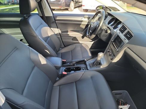 Used 2015 Volkswagen Golf TDI SE FWD image 15