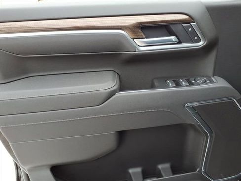 New 2026 Chevrolet Silverado 1500 LT w/ Leather Package image 21