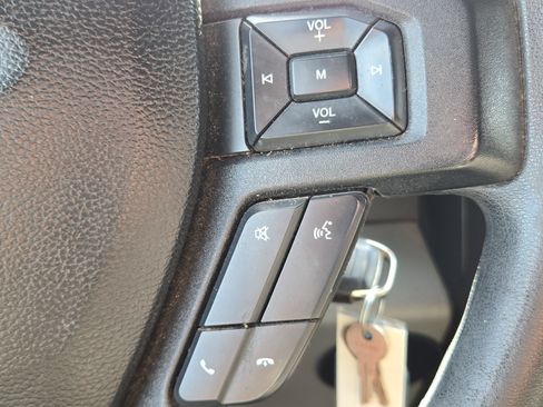 Used 2017 Ford F150 XLT w/ Trailer Tow Package image 24