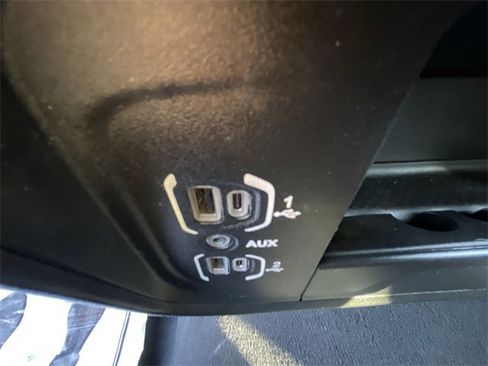 Used 2024 RAM 2500 Big Horn image 22