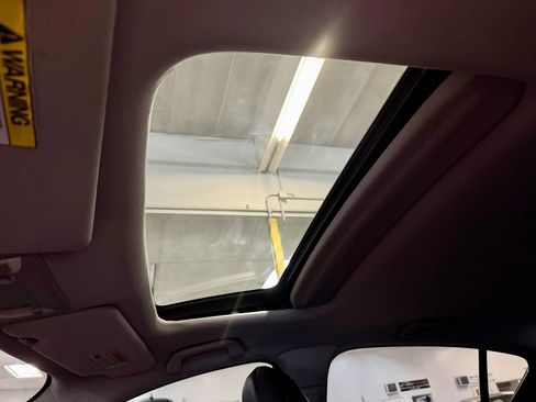 Used 2019 Acura ILX image 16