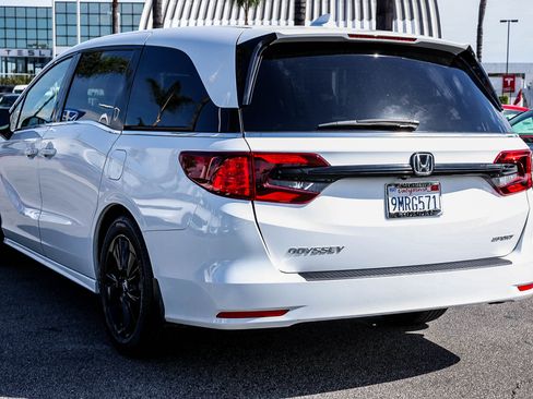 Certified 2024 Honda Odyssey Sport image 4