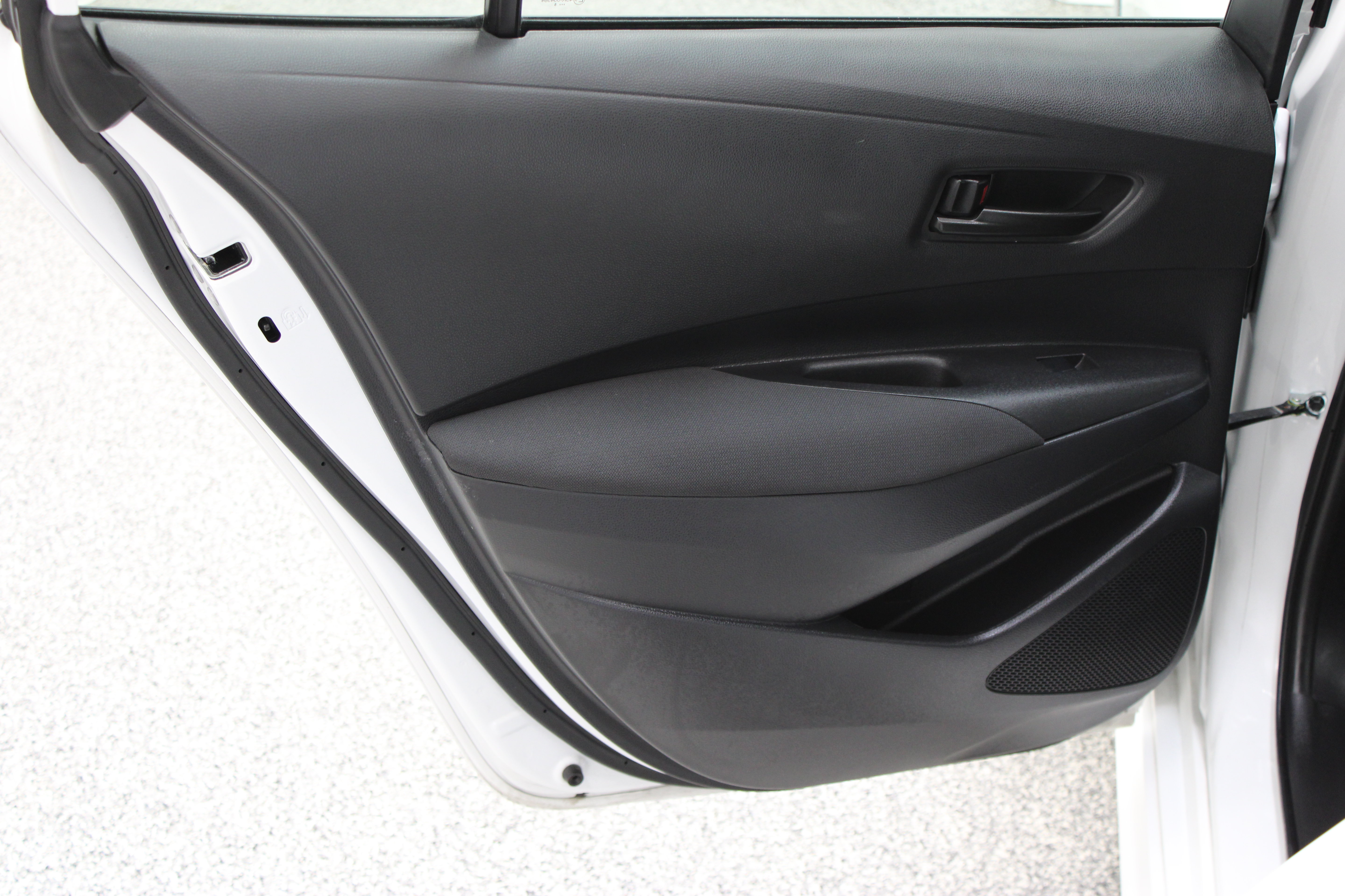 Certified 2025 Toyota Corolla LE FWD image 23