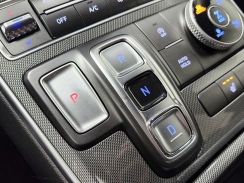 Used 2023 Hyundai Santa Fe SEL image 9