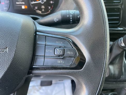 Used 2023 RAM ProMaster 2500 FWD image 17