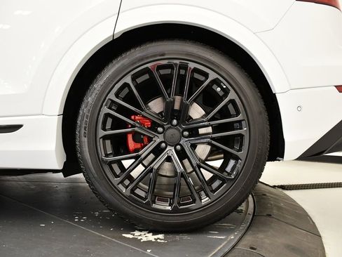 New 2026 Audi SQ8 Prestige image 13