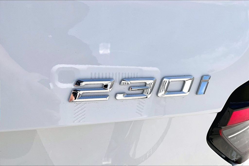 Used 2026 BMW 230i xDrive Coupe AWD/4WD image 8