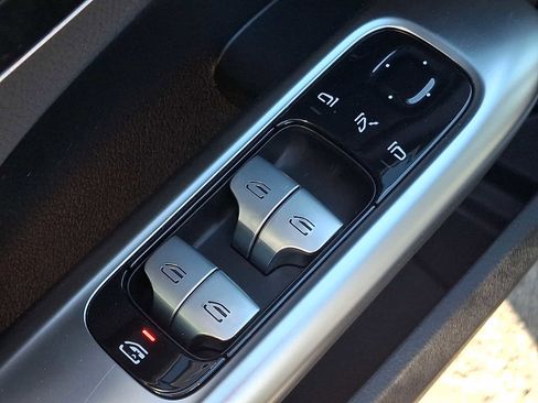 Certified 2023 Mercedes-Benz C 300 4MATIC Sedan image 24