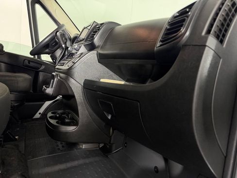 Used 2023 RAM ProMaster 2500 FWD image 26