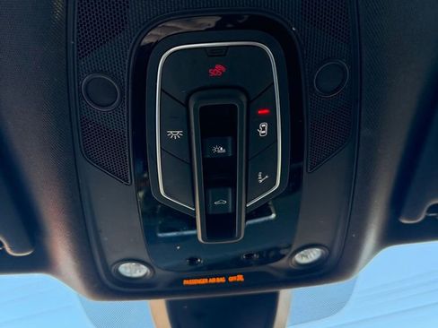 Used 2018 Audi Q5 2.0T Premium Plus w/ Premium Plus Package image 18