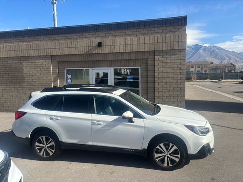 Used 2019 Subaru Outback 3.6R Limited w/ Popular Package #2 image 2