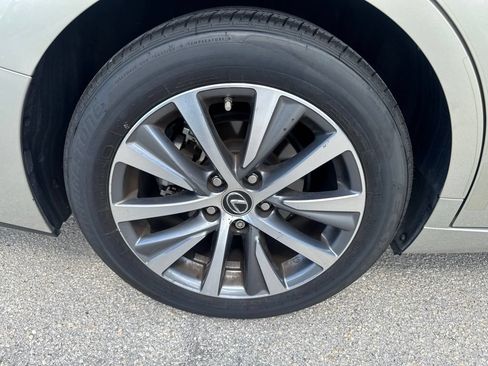 Used 2021 Lexus ES 350 w/ Premium Package FWD image 9
