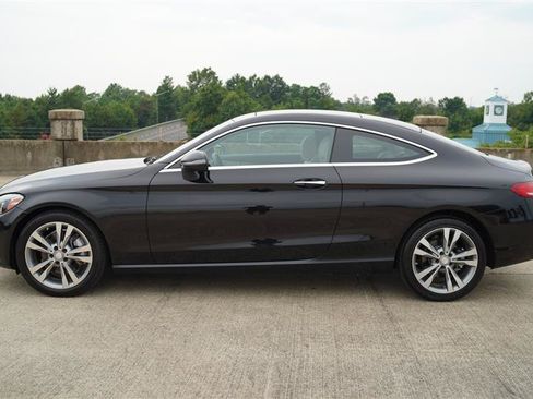 Used 2017 Mercedes-Benz C 300 4MATIC Coupe image 3