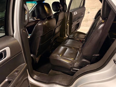 Used 2013 Ford Explorer Limited image 29